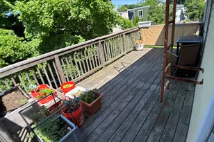 77 Bigelow Ave, Watertown, MA 02472 - Photo 9