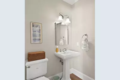105-107 North St #105, Newton, MA 02460 - Photo 9