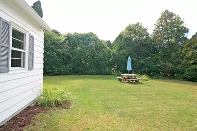 28 South Street, Easthampton, MA 01027 - Photo 3