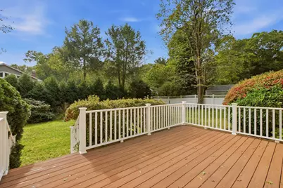 66 Eleanor St, Dartmouth, MA 02747 - Photo 29
