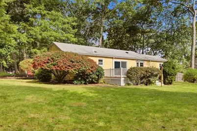 66 Eleanor St, Dartmouth, MA 02747 - Photo 33