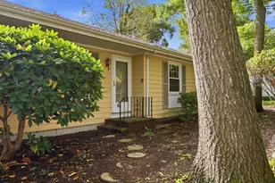 66 Eleanor St, Dartmouth, MA 02747 - Photo 3