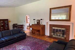 15 Crest Dr, Dover, MA 02030 - Photo 11