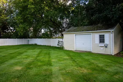 69 Airport Rd, Dudley, MA 01571 - Photo 5