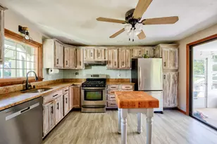 55 Mellen St, Brockton, MA 02301 - Photo 9