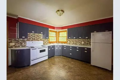 27 Hancock St, Westfield, MA 01085 - Photo 9