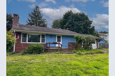 27 Hancock St, Westfield, MA 01085 - Photo 1