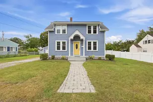 32 Wilmot St, Chicopee, MA 01013 - Photo 17