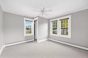 32 Wilmot St, Chicopee, MA 01013 - Photo 11
