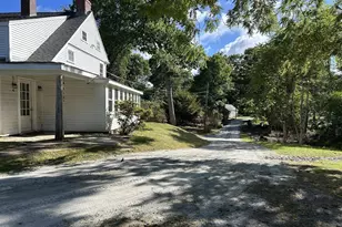 5 Roberts Ct, Gloucester, MA 01930 - Photo 5