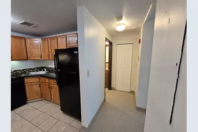 130 Beach St #208, Quincy, MA 02170 - Photo 3