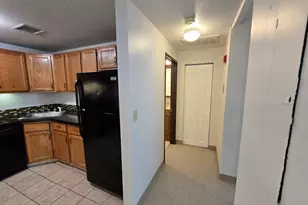 130 Beach St, Quincy, MA 02170 - Photo 3