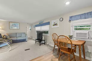 58 Kins Ct, Wareham, MA 02558 - Photo 9