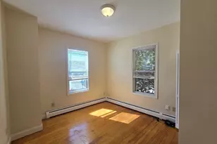 13 Bismarck St, Boston, MA 02130 - Photo 13