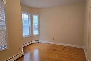 13 Bismarck St, Boston, MA 02130 - Photo 7