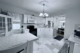 6 Bolton Pl, Brockton, MA 02301 - Photo 3