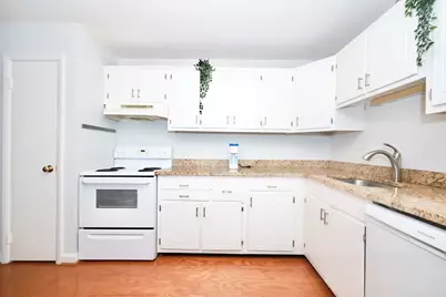 11 Cogswell Ave #6, Cambridge, MA 02140 - Photo 11