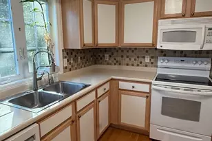15 Rebecca Ln, Dracut, MA 01826 - Photo 11