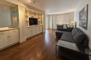 10 Rogers St, Cambridge, MA 02142 - Photo 1
