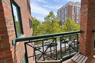 10 Rogers St, Cambridge, MA 02142 - Photo 9