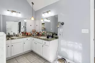 2 Hitching Post Ln, Methuen, MA 01844 - Photo 33