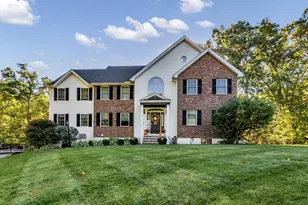 2 Hitching Post Ln, Methuen, MA 01844 - Photo 1