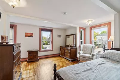 2 Hill St, Amesbury, MA 01913 - Photo 17