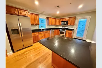 146 Adams St #2, Waltham, MA 02453 - Photo 5