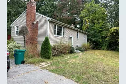 640 Oakhill Ave, Attleboro, MA 02703 - Photo 1