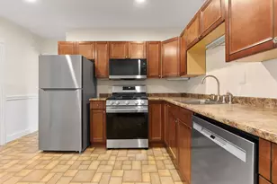 33 Dunlap St, Salem, MA 01970 - Photo 9