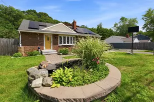 6 Appletree Rd, Danvers, MA 01923 - Photo 1