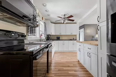 6 Appletree Road #0, Danvers, MA 01923 - Photo 9