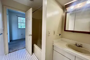 62 Amity Pl, Amherst, MA 01002 - Photo 25