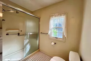 62 Amity Pl, Amherst, MA 01002 - Photo 17