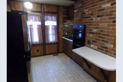 1346 President Ave., Fall River, MA 02720 - Photo 5