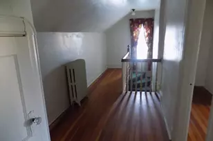 1346 President Ave, Fall River, MA 02720 - Photo 19