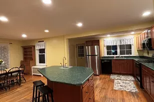29 Rogers Ave, West Springfield, MA 01089 - Photo 7
