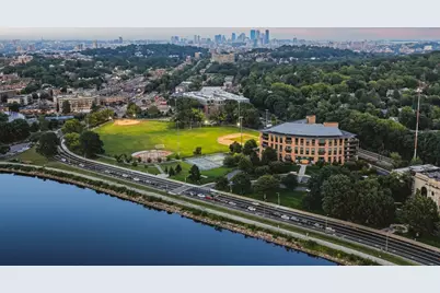2400 Beacon #404, Boston, MA 02467 - Photo 5