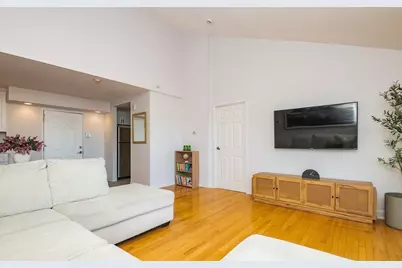 100 Boatswains Way #510, Chelsea, MA 02150 - Photo 3