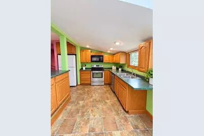 25 Whisper Ln, Fairhaven, MA 02719 - Photo 17
