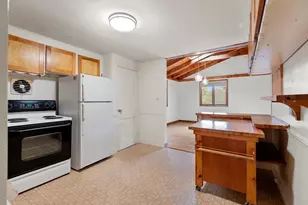 80 Temple Rd, Waltham, MA 02452 - Photo 17
