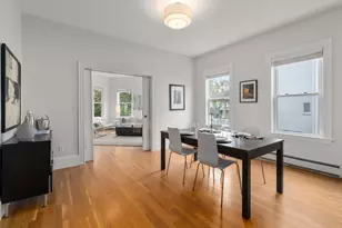 82 Tuttle St, Boston, MA 02125 - Photo 9