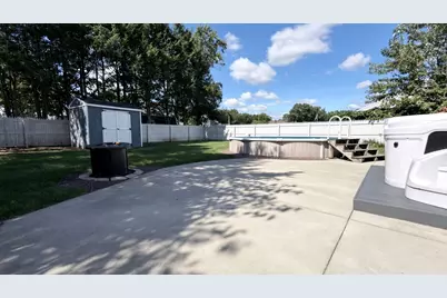 211 Holyoke St, Ludlow, MA 01056 - Photo 35