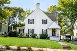142 Jackson St, Newton, MA 02459 - Photo 1