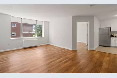 20 Hammond Pond Pkwy #302, Newton, MA 02459 - Photo 7