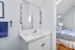 20 Hyannis Point Rd, Mashpee, MA 02649 - Photo 21