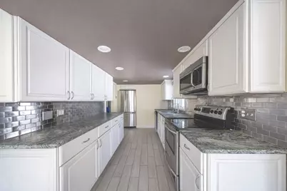 7 West St, Melrose, MA 02176 - Photo 9