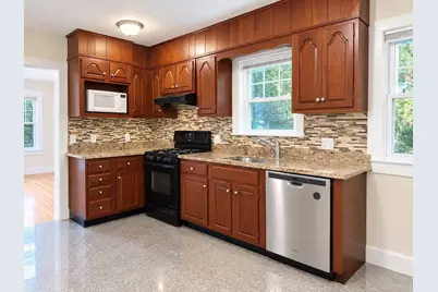 39 Greycliff #1, Boston, MA 02135 - Photo 5