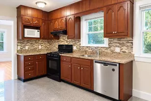 39 Greycliff, Boston, MA 02135 - Photo 5
