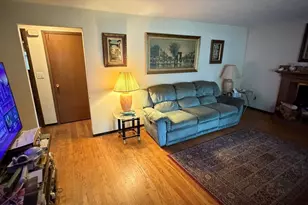 17 Howe St, Ipswich, MA 01938 - Photo 9
